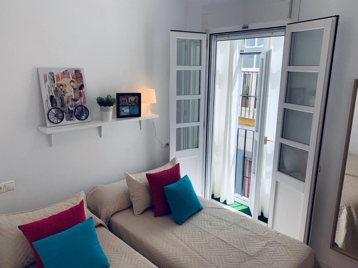 Bonito Apartamento Junto Al Gran Teatro Falla Кадис Екстериор снимка